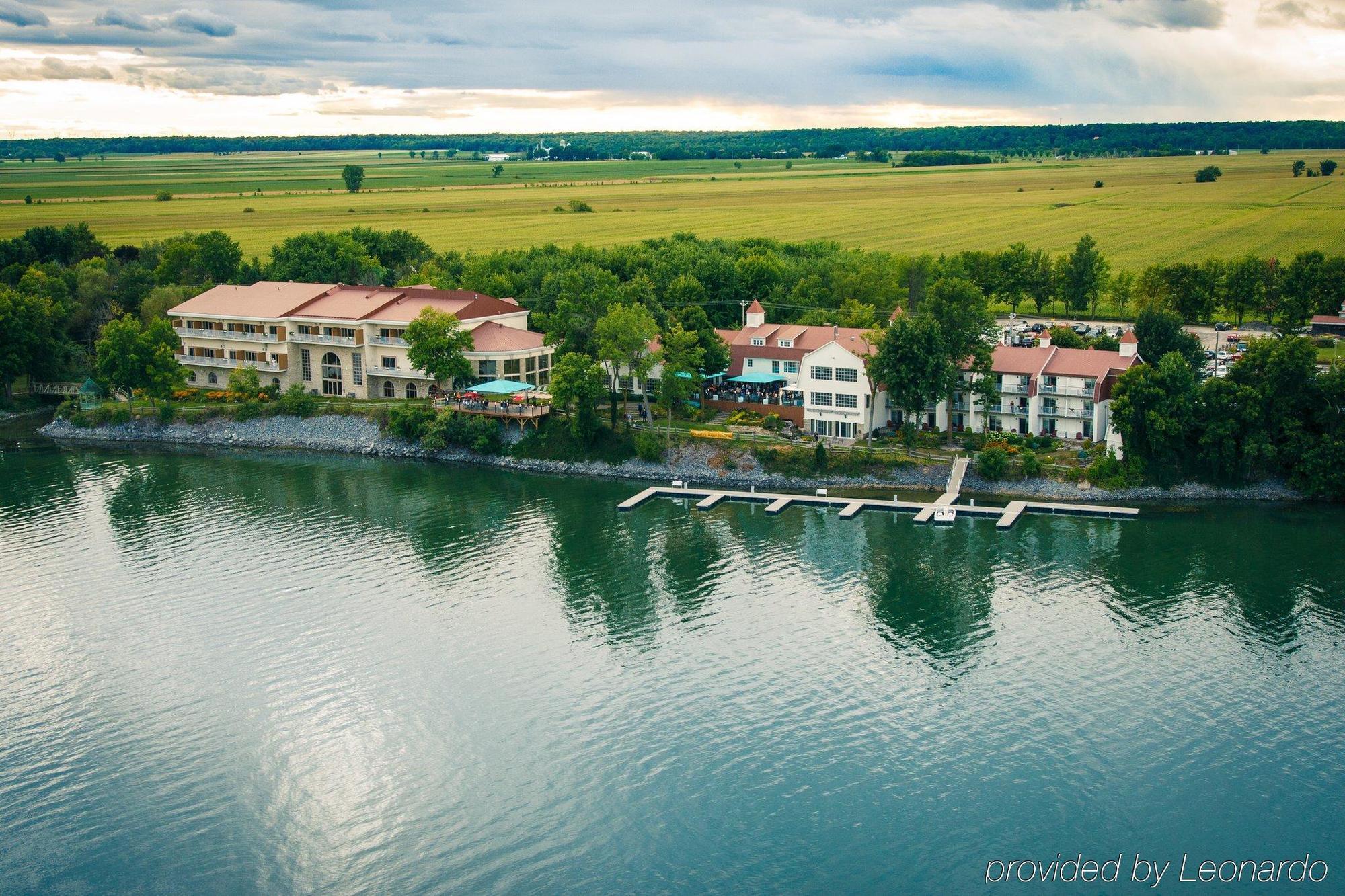 Hotel Les Trois Tilleuls Saint-Marc-sur-Richelieu Exterior photo